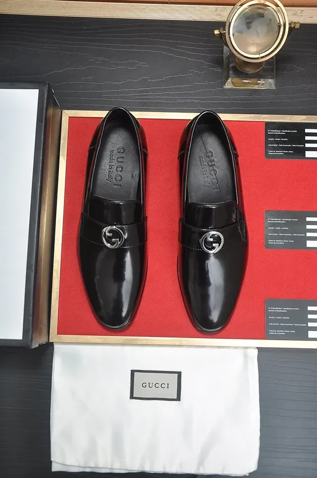 Gucci Horsebit 1955 Mocassins en Cuir Noir Verni 5