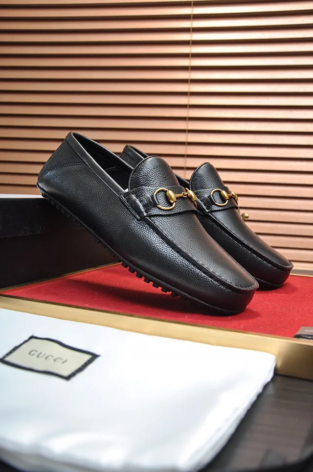 Gucci Horsebit 1955 Black Pebbled Leather Loafer 8