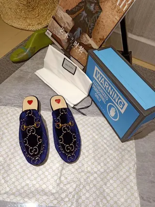 Gucci Horsebit 1955 Mocassin en Velours Bleu Brodé 8