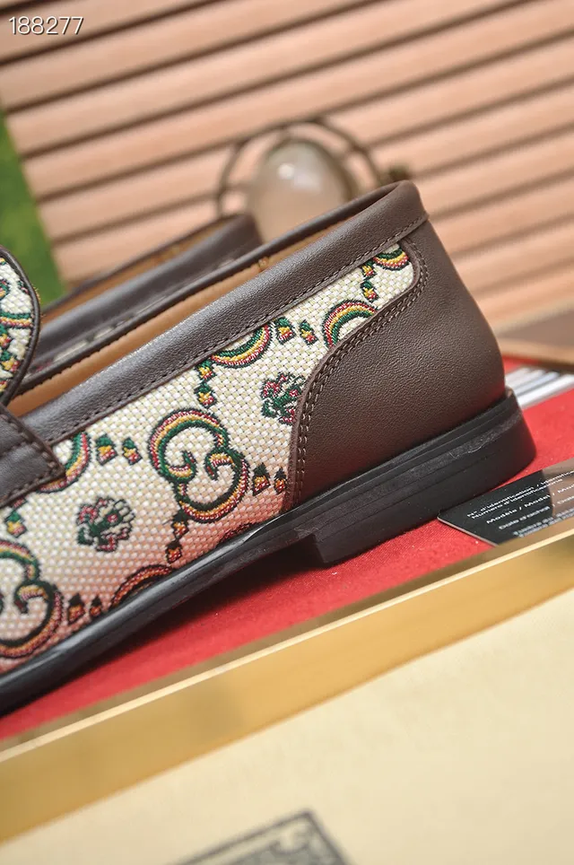 Gucci Horsebit 1955 GG Monogram Mocasines de lona 3