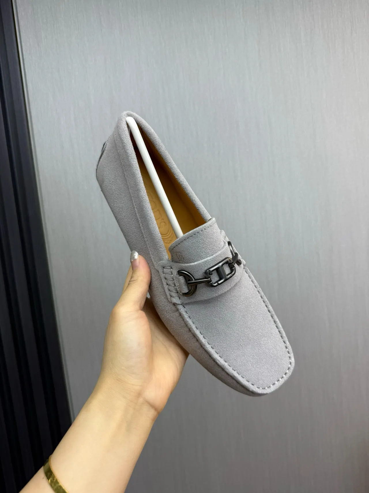 Gucci Horsebit 1955 Mocassins en daim gris clair 2