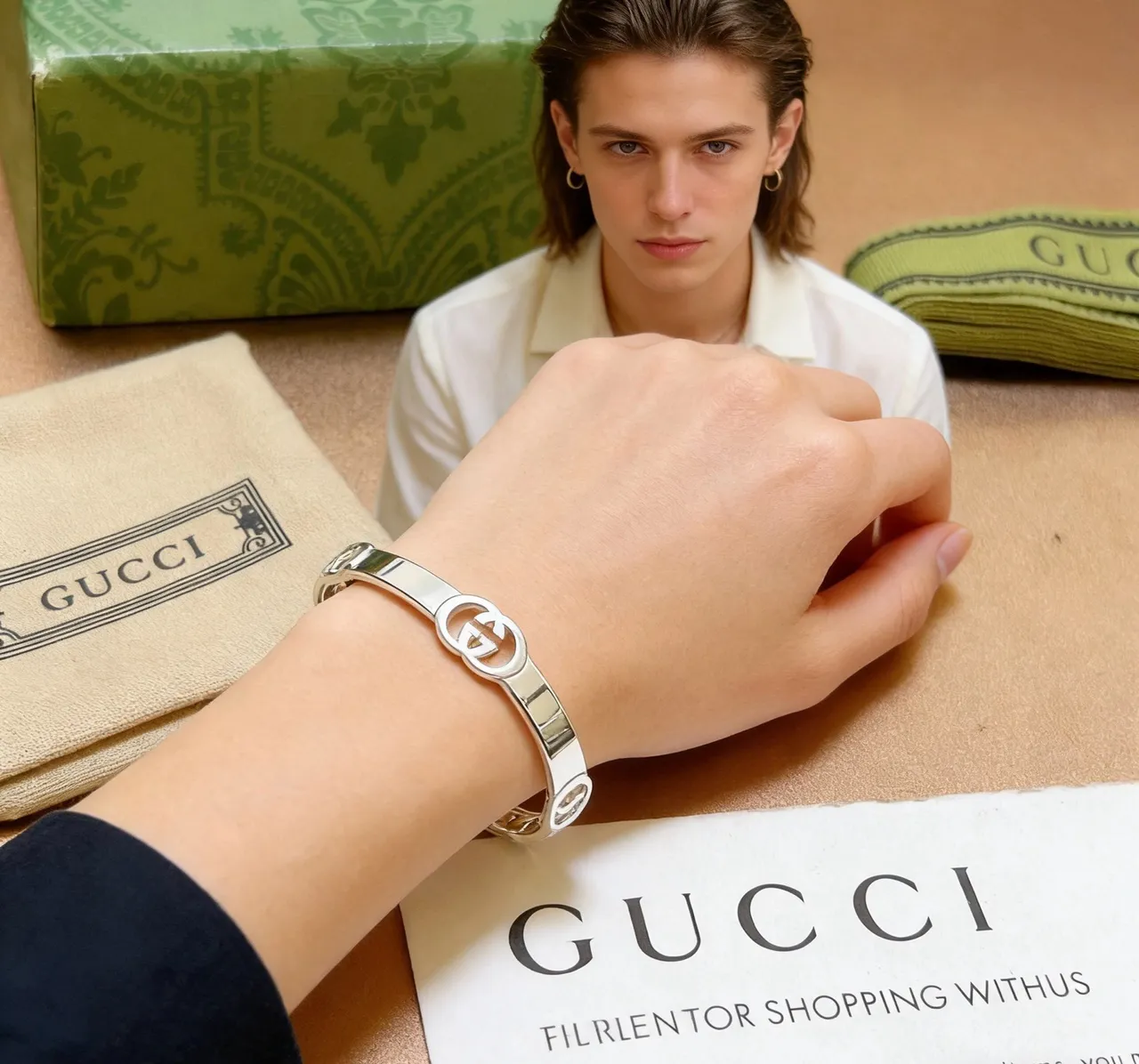 Gucci Interlocking G Bracelet Silver Metal Bracelet 8