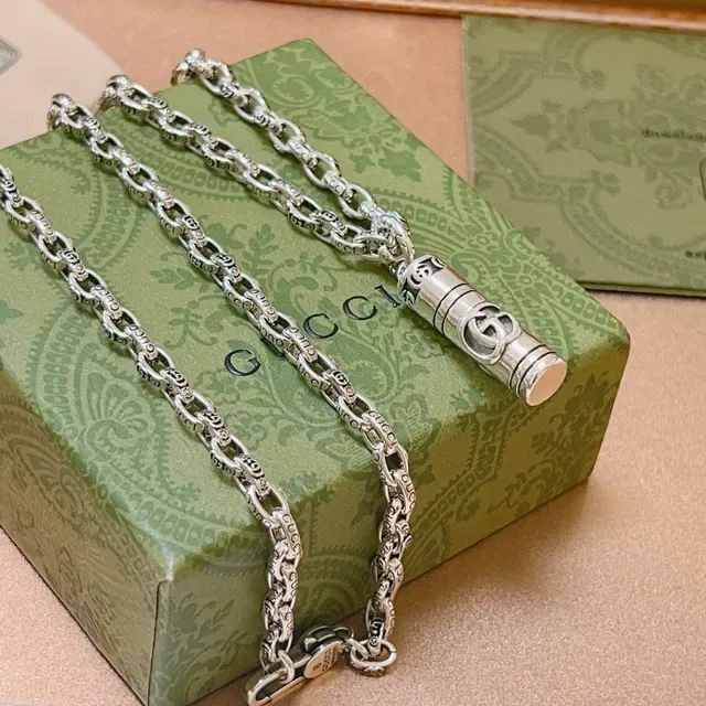 Gucci Interlocking G Cylindrical Pendant Silver Chain Necklace 3