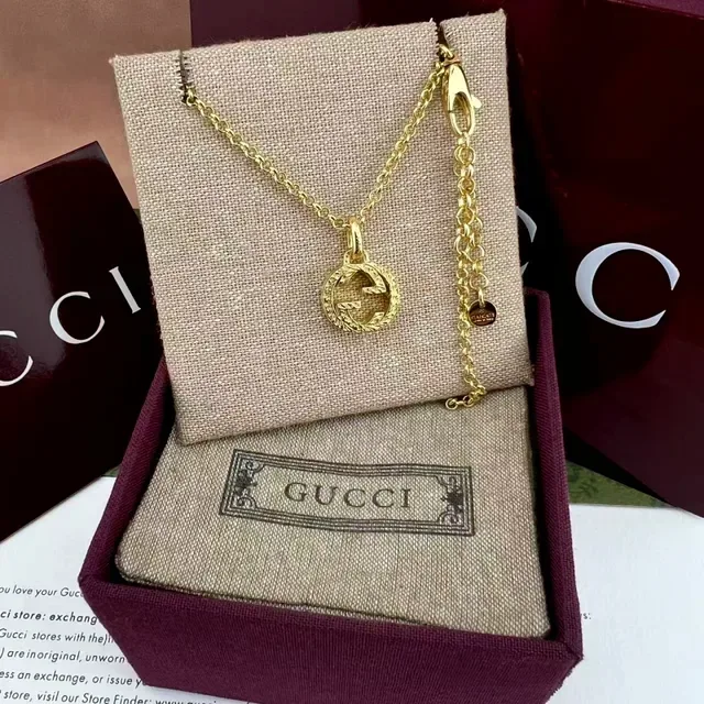 Gucci Interlocking G Logo Gold-Tone Chain Necklaces 4