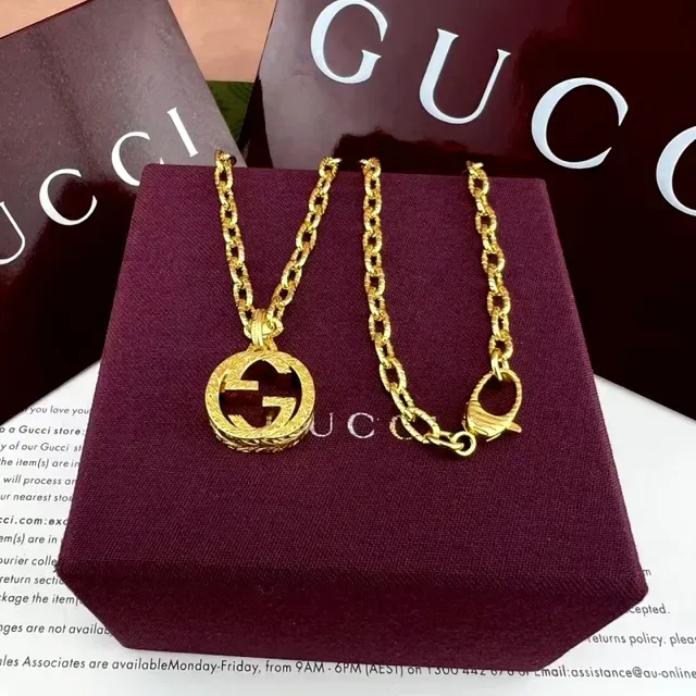 Gucci Interlocking G Logo Gold-Tone Chain Necklaces 6