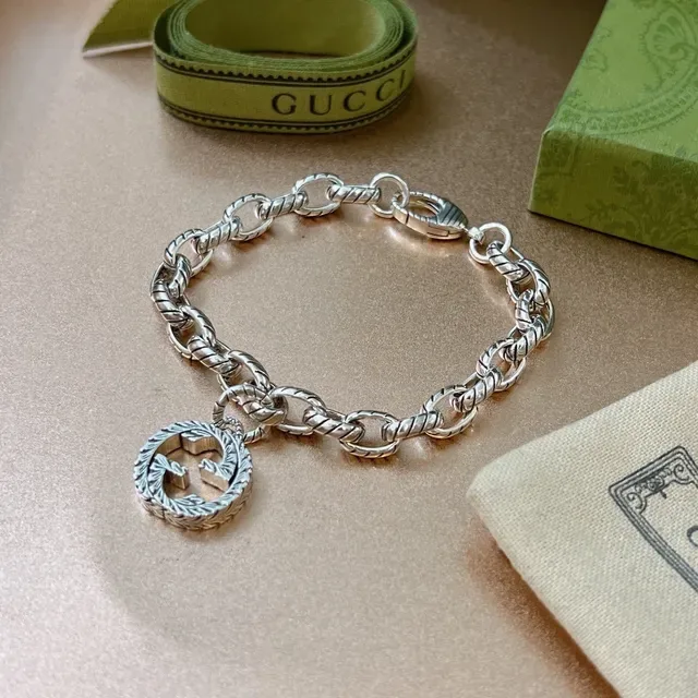 Gucci Interlocking G Twisted Rope-Link Silver Bracelet 3