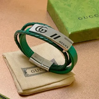 Gucci Interlocking GG Pulsera de cuero trenzada verde