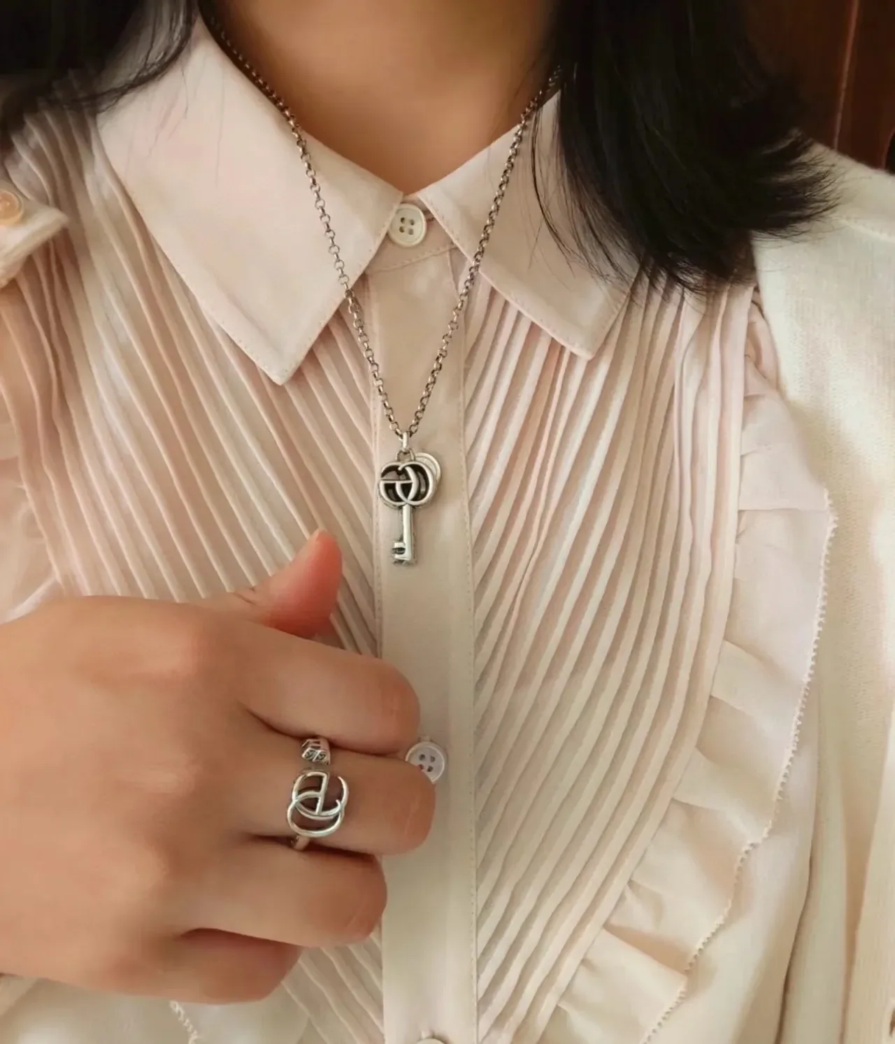 Gucci Key Pendant Silver Green Necklace 4