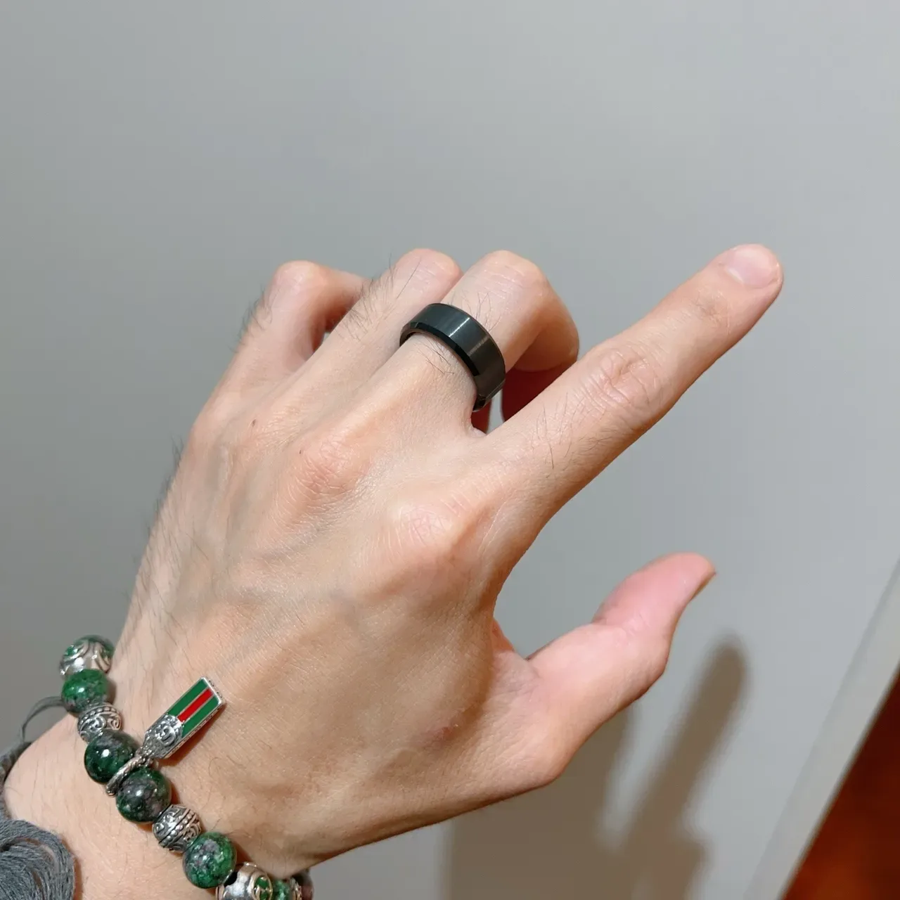 Gucci Matte Black Beveled Band Ring 5