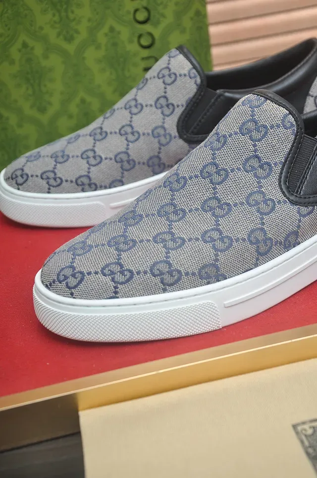 Gucci Monograma Lona Slip-On Lifestyle Zapatillas 2