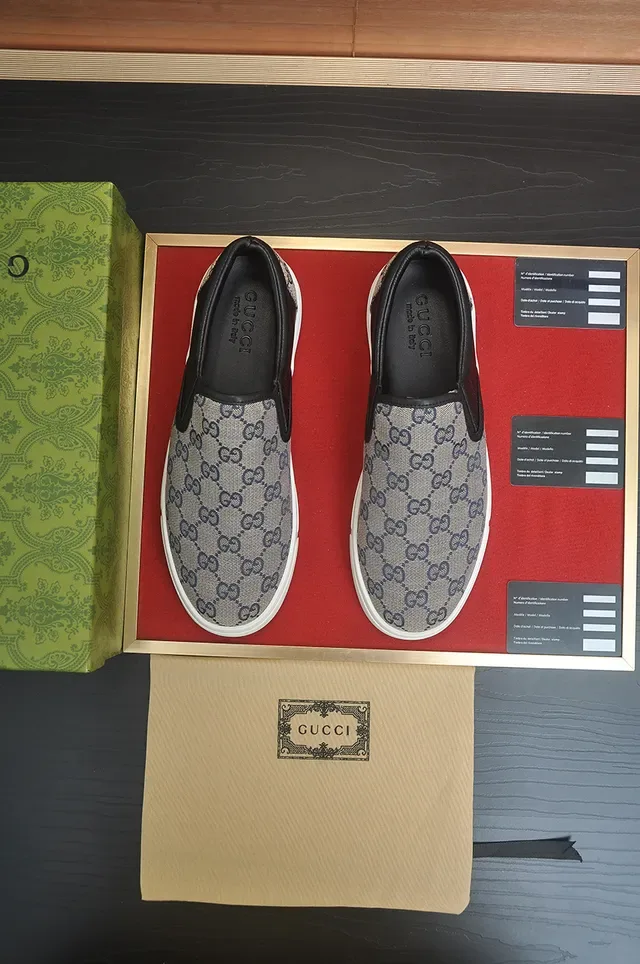 Gucci Monograma Lona Slip-On Lifestyle Zapatillas 5