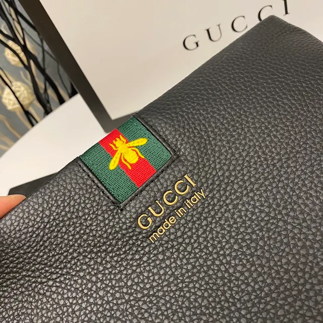 Gucci Ophidia Black Pebbled Leather Envelope Clutch 4