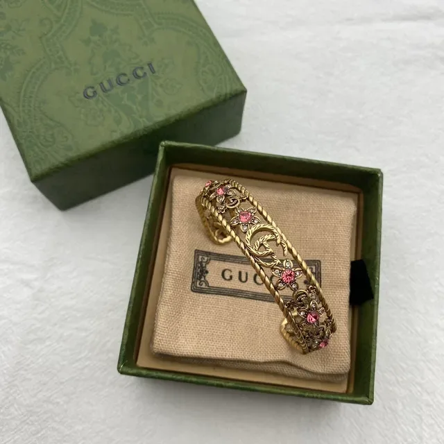 Gucci Ornate Gold-Tone Floral Crystal Cuff Bracelet 4
