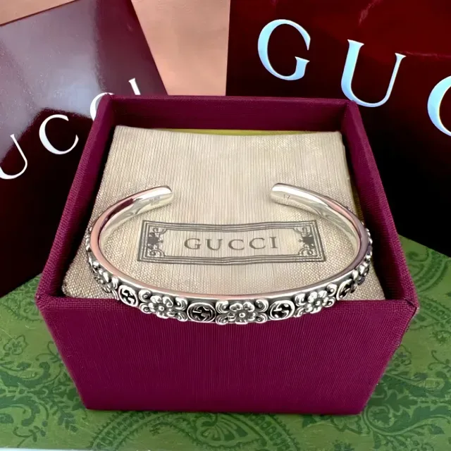 Gucci Ornate Monogrammed Gold and Silver Bangle Bracelets 8
