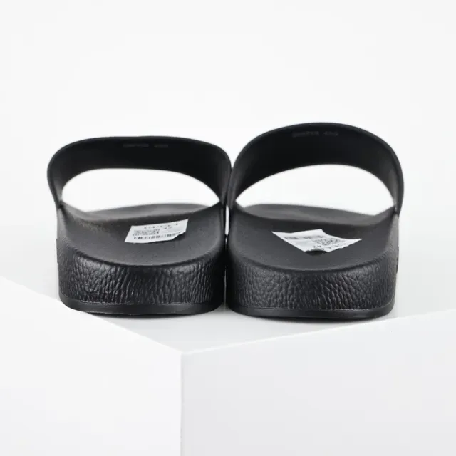 Gucci Screener GG Monogram Tiger Print Pantufas 8