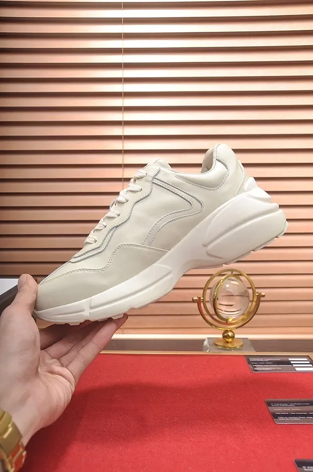 Gucci Screener Off-White Logo-Print Lifestyle Sneakers 6