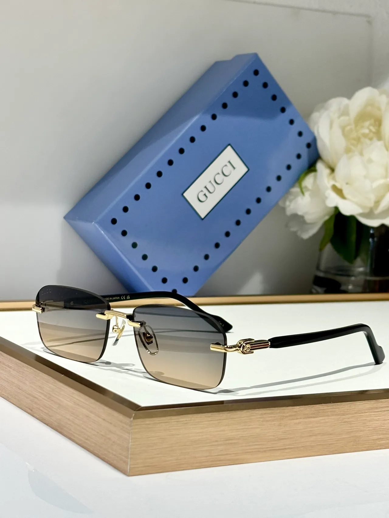 Gucci Screener Rimless Brown Gradient Sunglasses 3