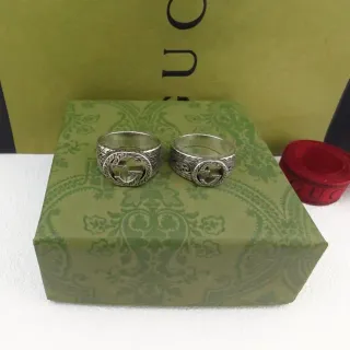 Gucci Screener Silver Green Interlocking G Logo Ornate Engraved Band Ring