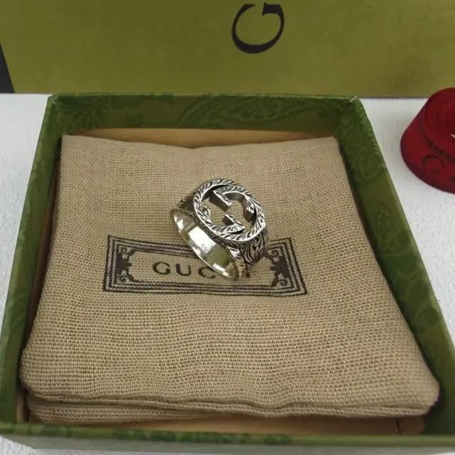 Gucci Screener Silver Green Interlocking G Logo Ornate Engraved Band Ring 5