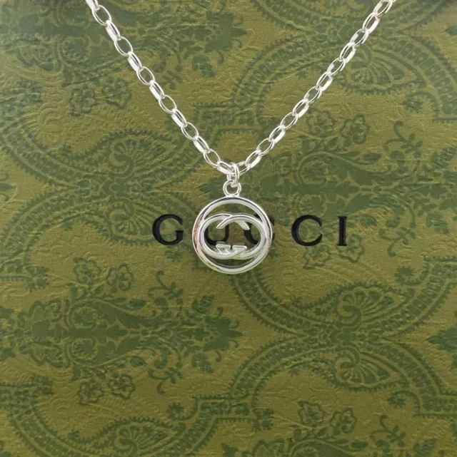 Gucci Silver Beige Link Chain Circular Double-G Pendant Necklace 4