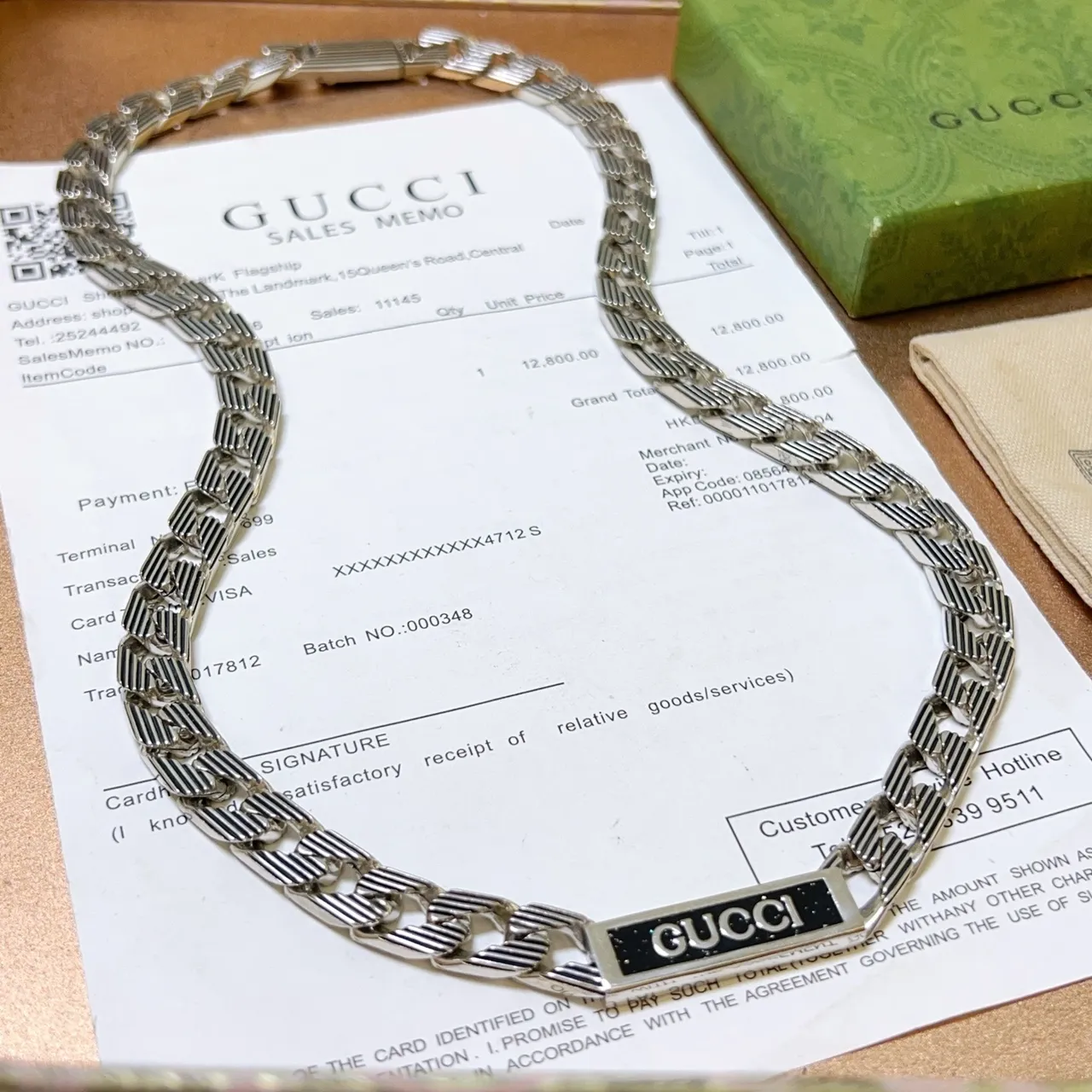 Gucci Silver Black Ribbed Curb-Link Chain Rectangular Enamel Plaque Pendant Necklace 3