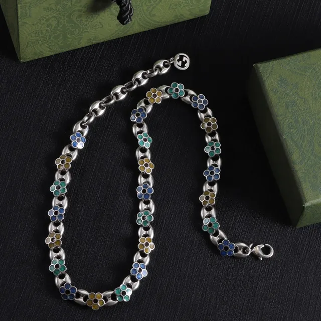 Gucci Silver Multicolor Interlocking Oval-Link Chain Enamel Floral Motifs Necklace 7