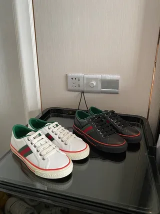 Gucci Tennis 1977 Black Green Red Web Stripe Lifestyle Sneakers 9