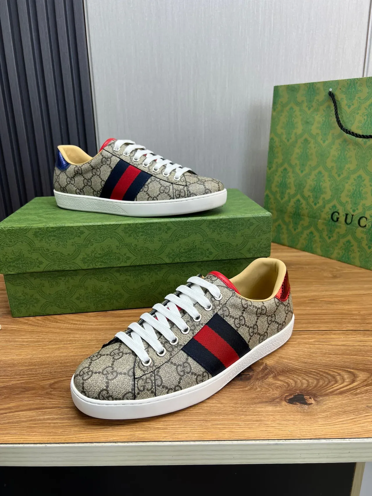 Gucci Tennis 1977 GG Monogram Web Stripe chaussures lifestyle 5