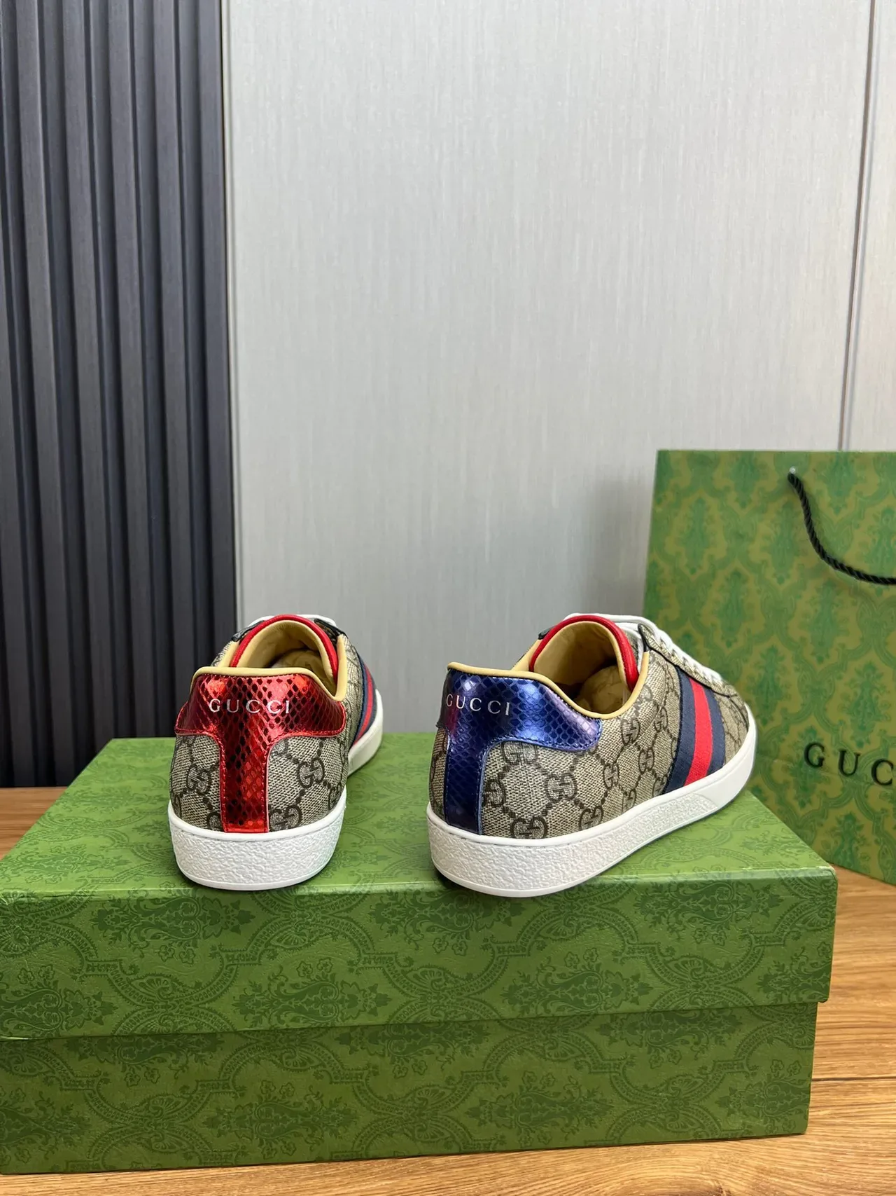 Gucci Tennis 1977 GG Monogram Web Stripe chaussures lifestyle 6