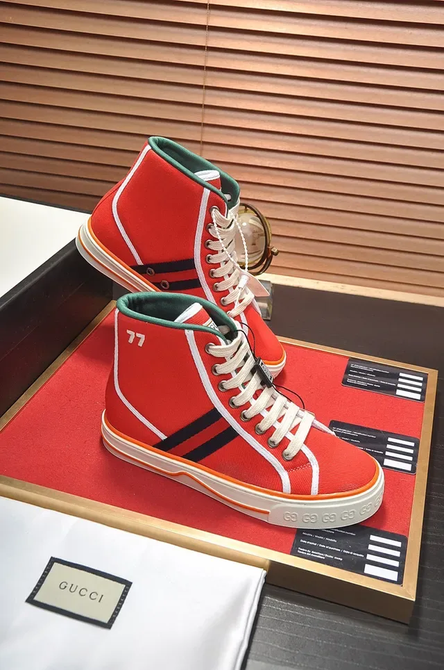 Gucci Tennis 1977 Toile Rouge Noir Blanc Orange Baskets Lifestyle 5