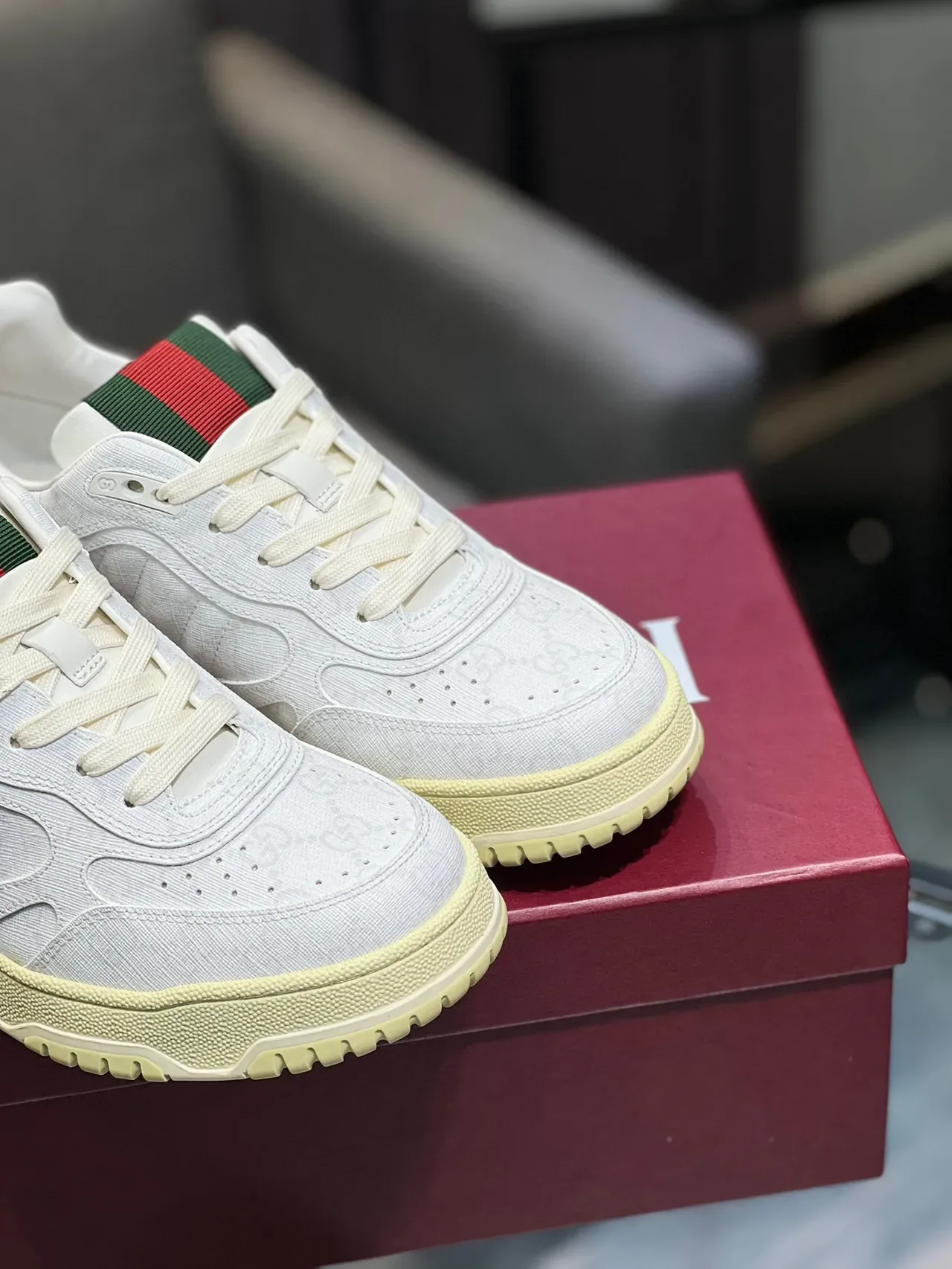 Gucci White Green Perforated Leather Upper GG Monogram Texture Lifestyle Sneakers 4