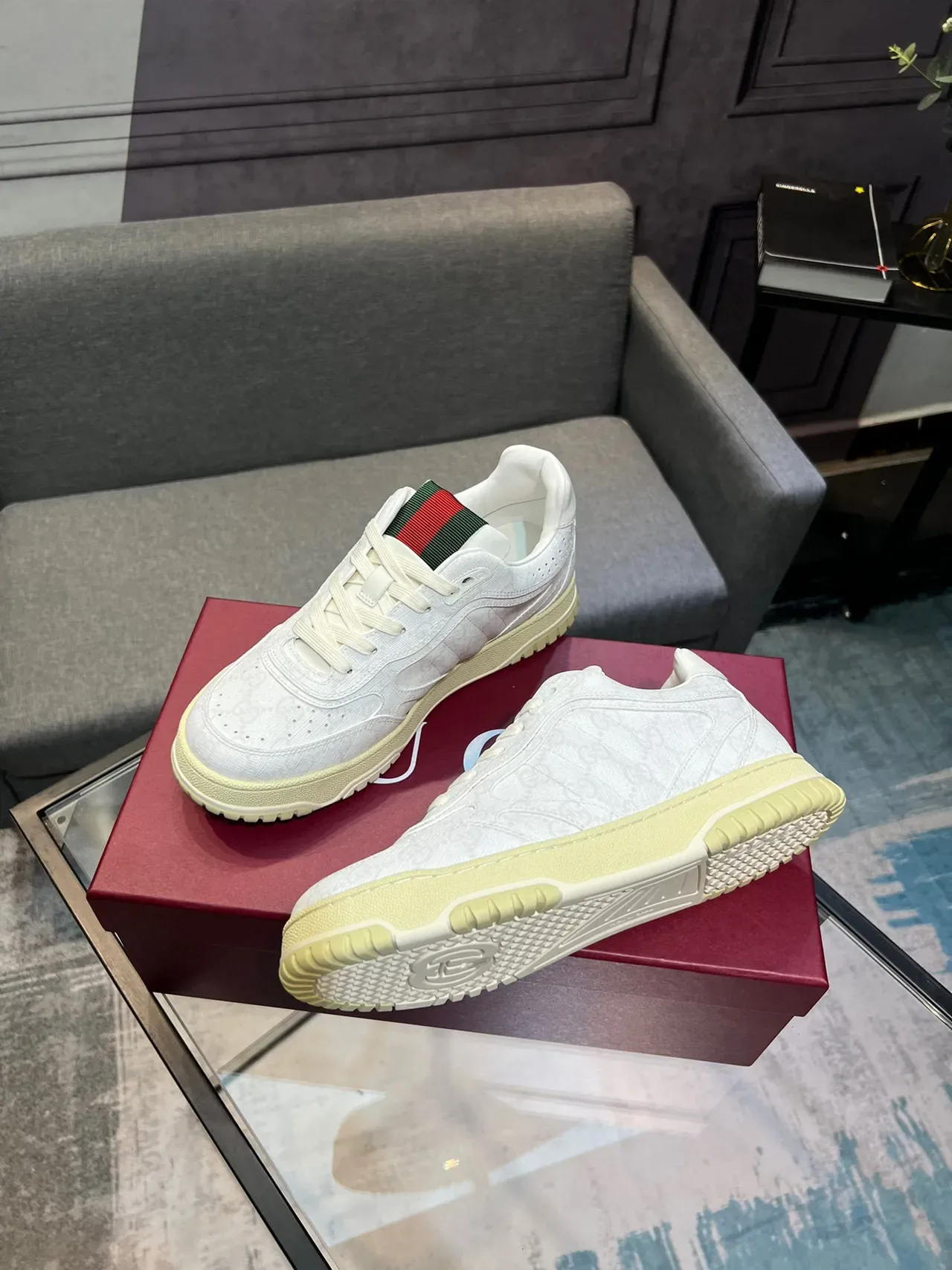 Gucci White Green Perforated Leather Upper GG Monogram Texture Lifestyle Sneakers 9