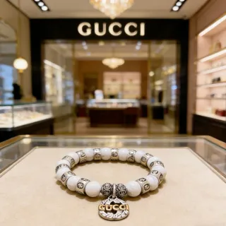 Gucci Pulsera Blanca Plateada de Cuentas con Efecto de Mármol
