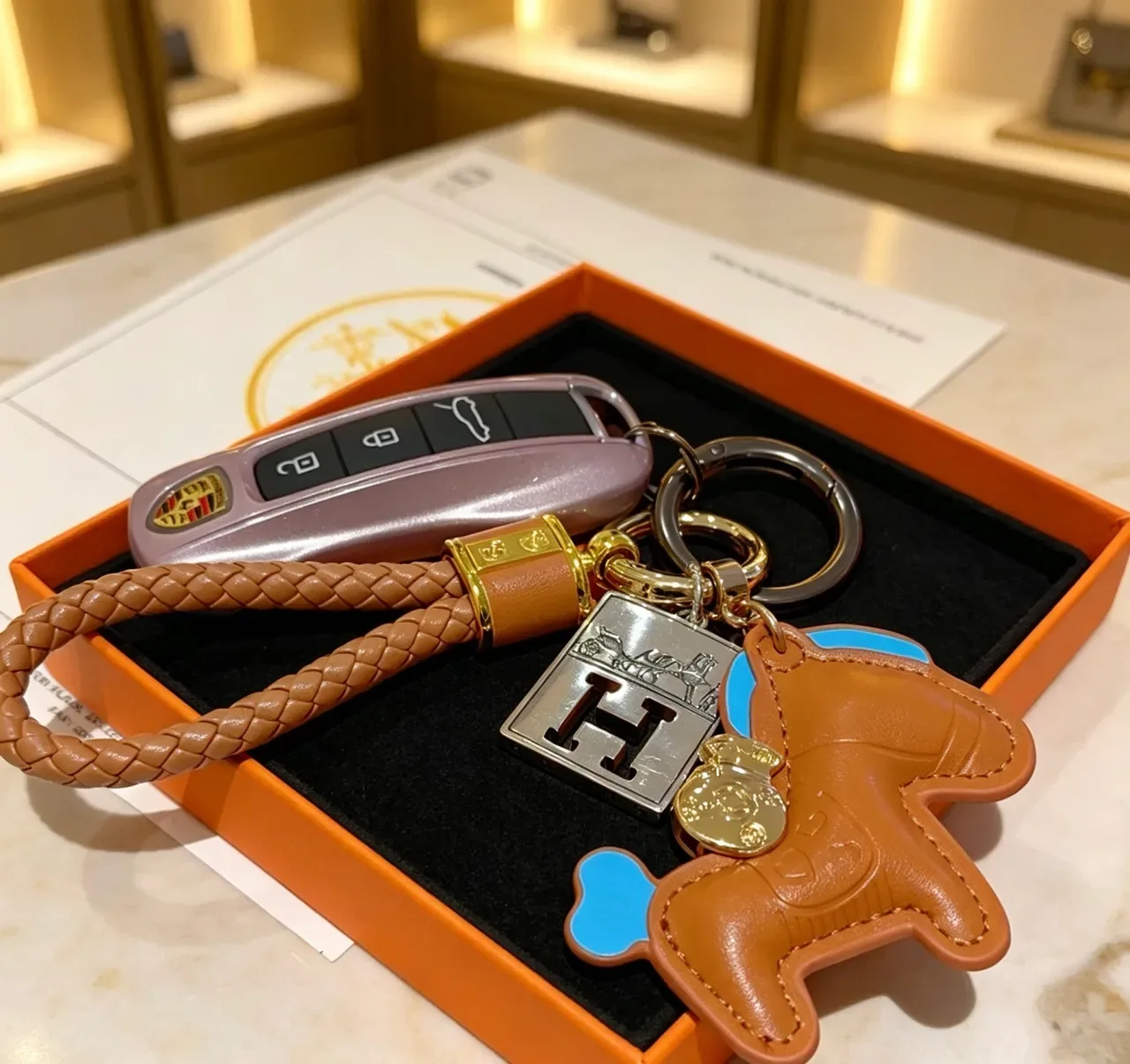 Hermès Brown Gold Braided Leather Loop Stitched Horse-Shaped Charm Crossbody Bag 6
