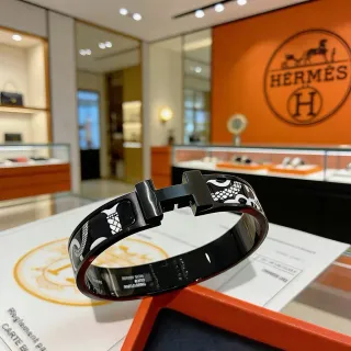Hermès Clic H Black and White Graphic Engraved Bracelet