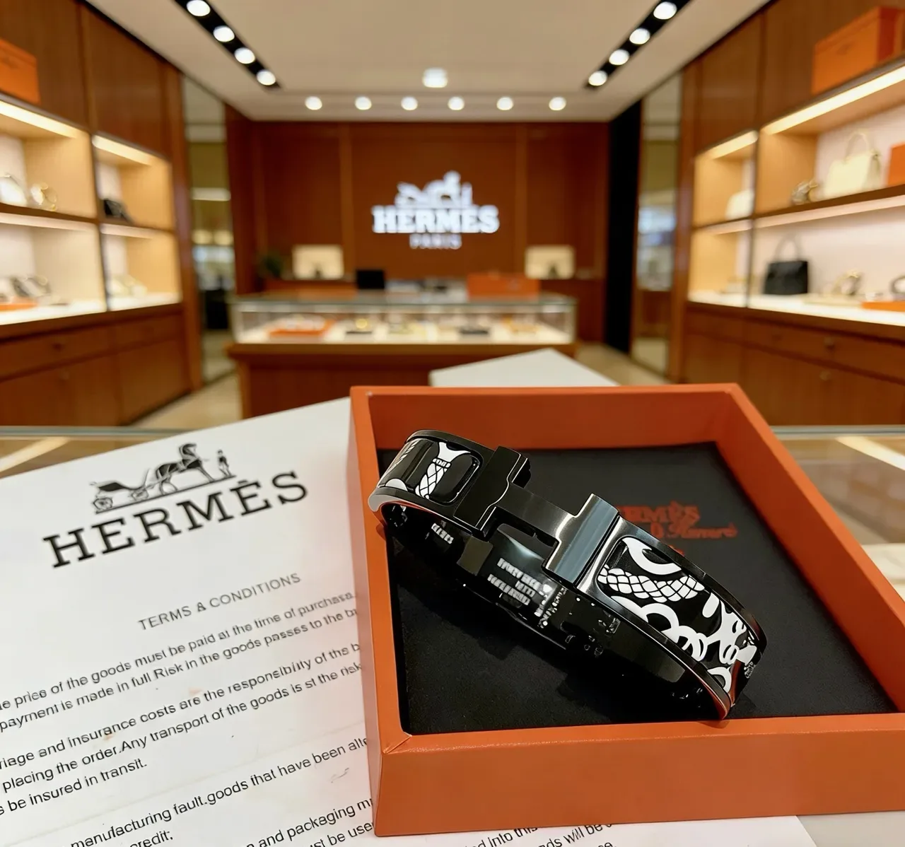 Hermès Clic H Black and White Graphic Engraved Bracelet 6
