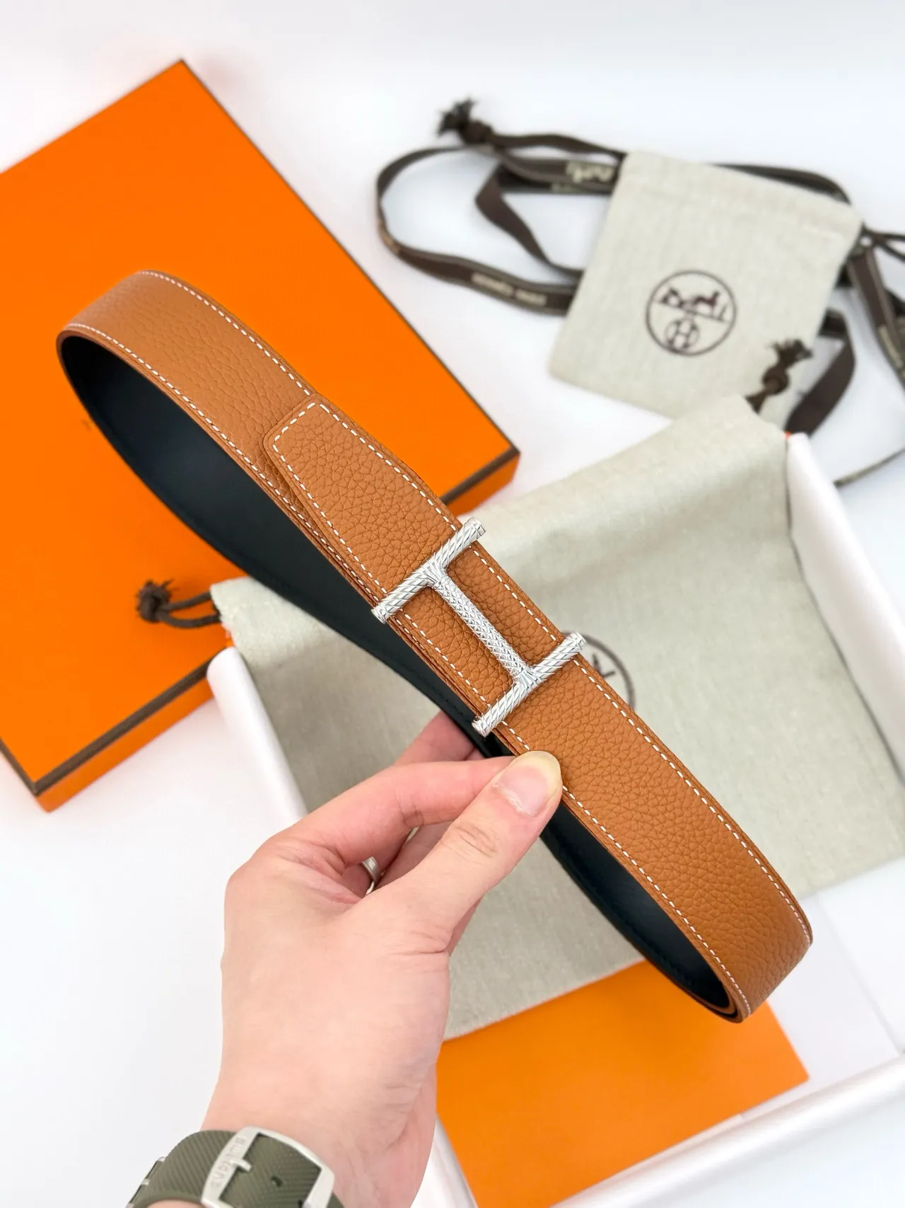 Hermès Constance Belt বাদামি সোনা কণিকাযুক্ত বিকৃত H-বাকল চামড়ার বেল্ট 6