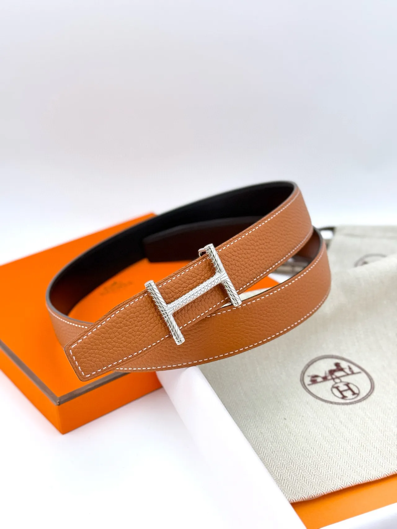 Hermès Constance Belt বাদামি সোনা কণিকাযুক্ত বিকৃত H-বাকল চামড়ার বেল্ট 8