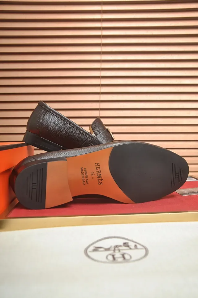 Hermès H Loafer Marrom Couro Granulado Fivela Dourada Loafers 3