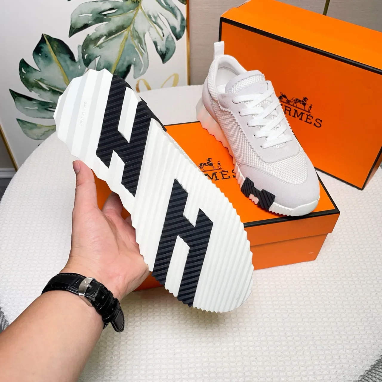 Hermès Lifestyle Sneaker Light Gray and White Mesh-Suede Sneakers 3