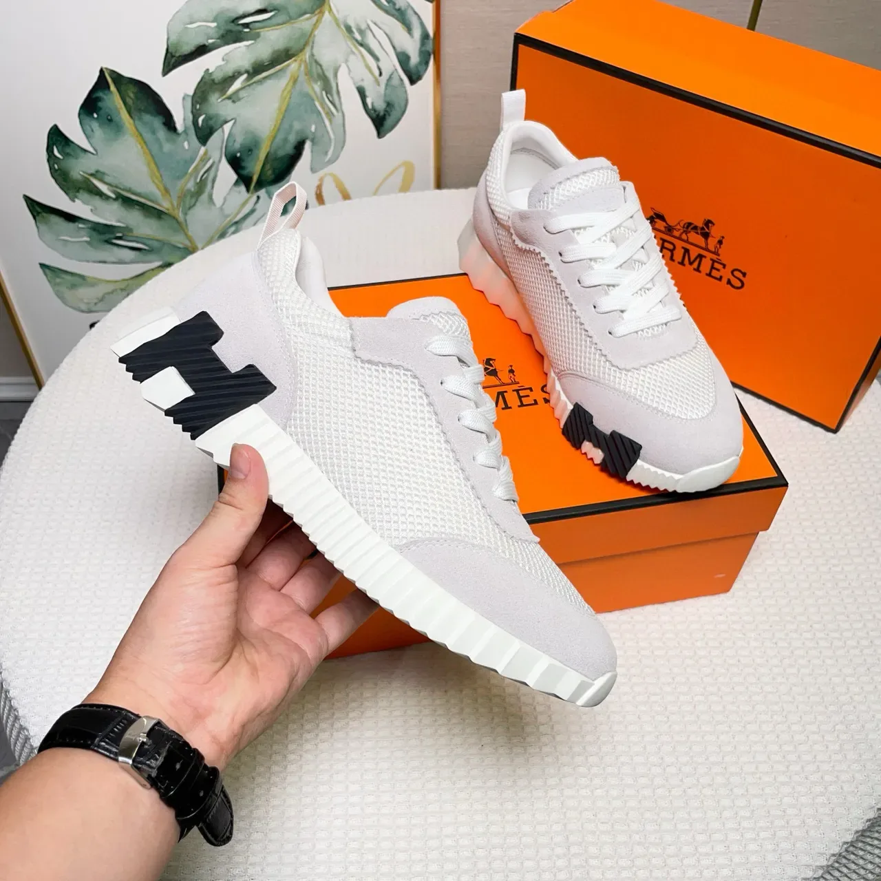 Hermès Lifestyle Sneaker Light Gray and White Mesh-Suede Sneakers 4