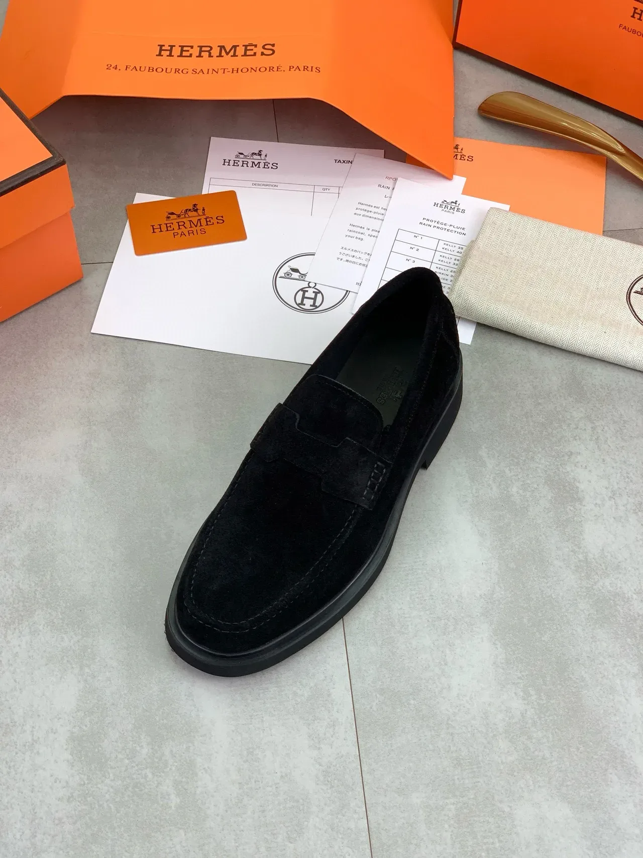 Hermès Oran Preto Camurça Penny Loafer 4