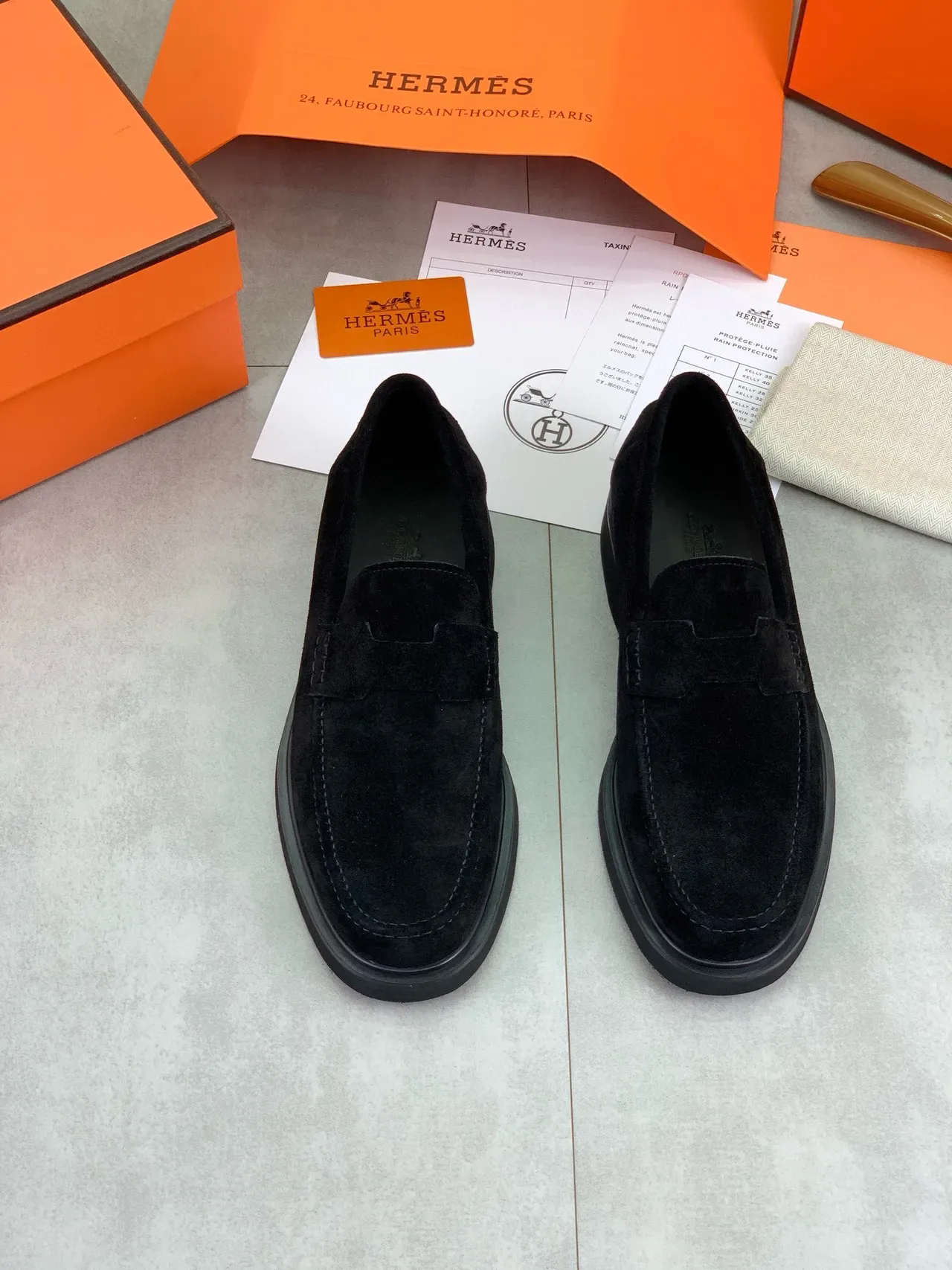 Hermès Oran Preto Camurça Penny Loafer 5