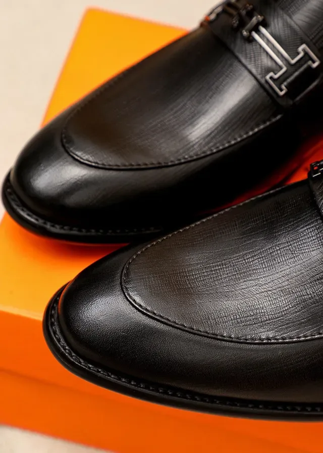 Hermès Oran Black Textured Leather H-Buckle Loafers 8