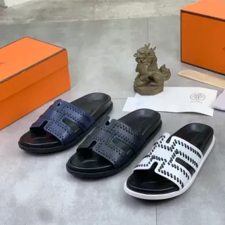 Hermès ओरन H-Strap छिद्रित स्लाइड सैंडल