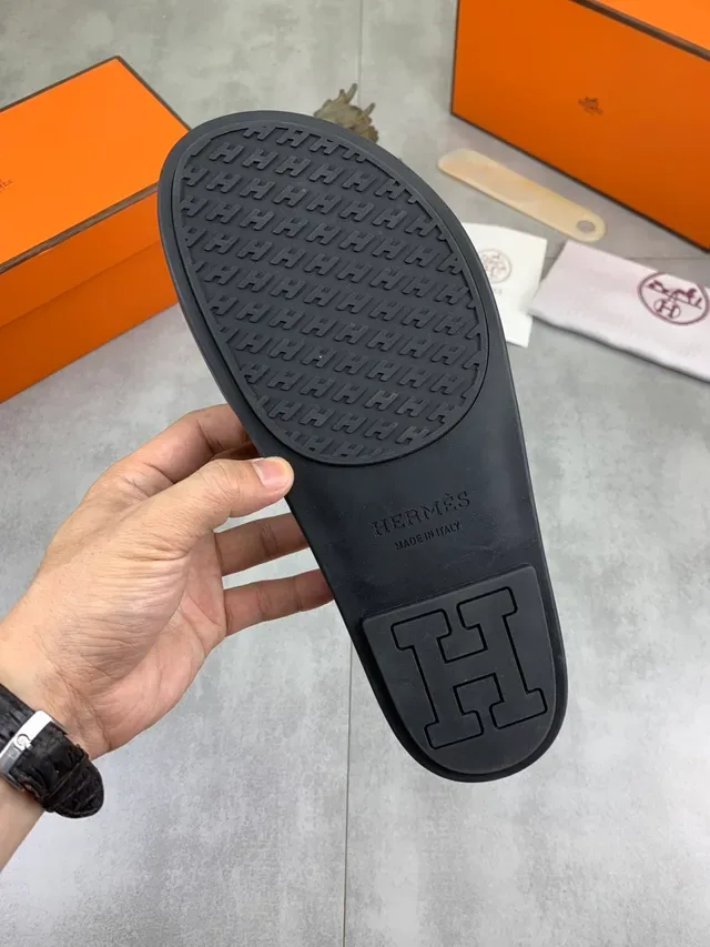 Hermès Oran H-Strap Perforated Slide Slippers 3