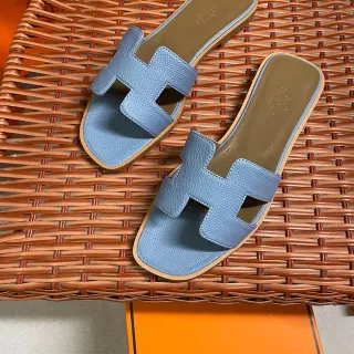 Hermès Oran Light Blue Leather H-Strap Slippers