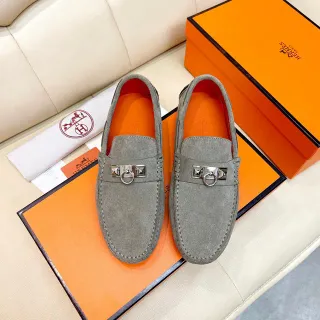 Hermès Oran Loafer cinza camurça fivela de cavaleiro
