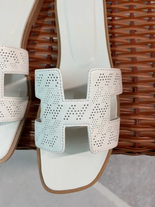 Hermès Oran Perforated H-Strap White Casual Sandals 6