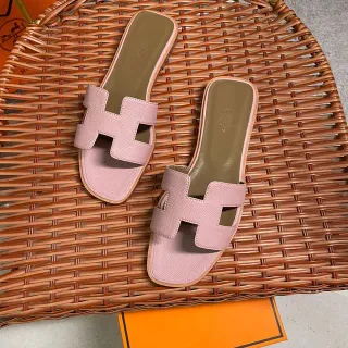 Hermès Oran Pink H-Strap Flat Slippers